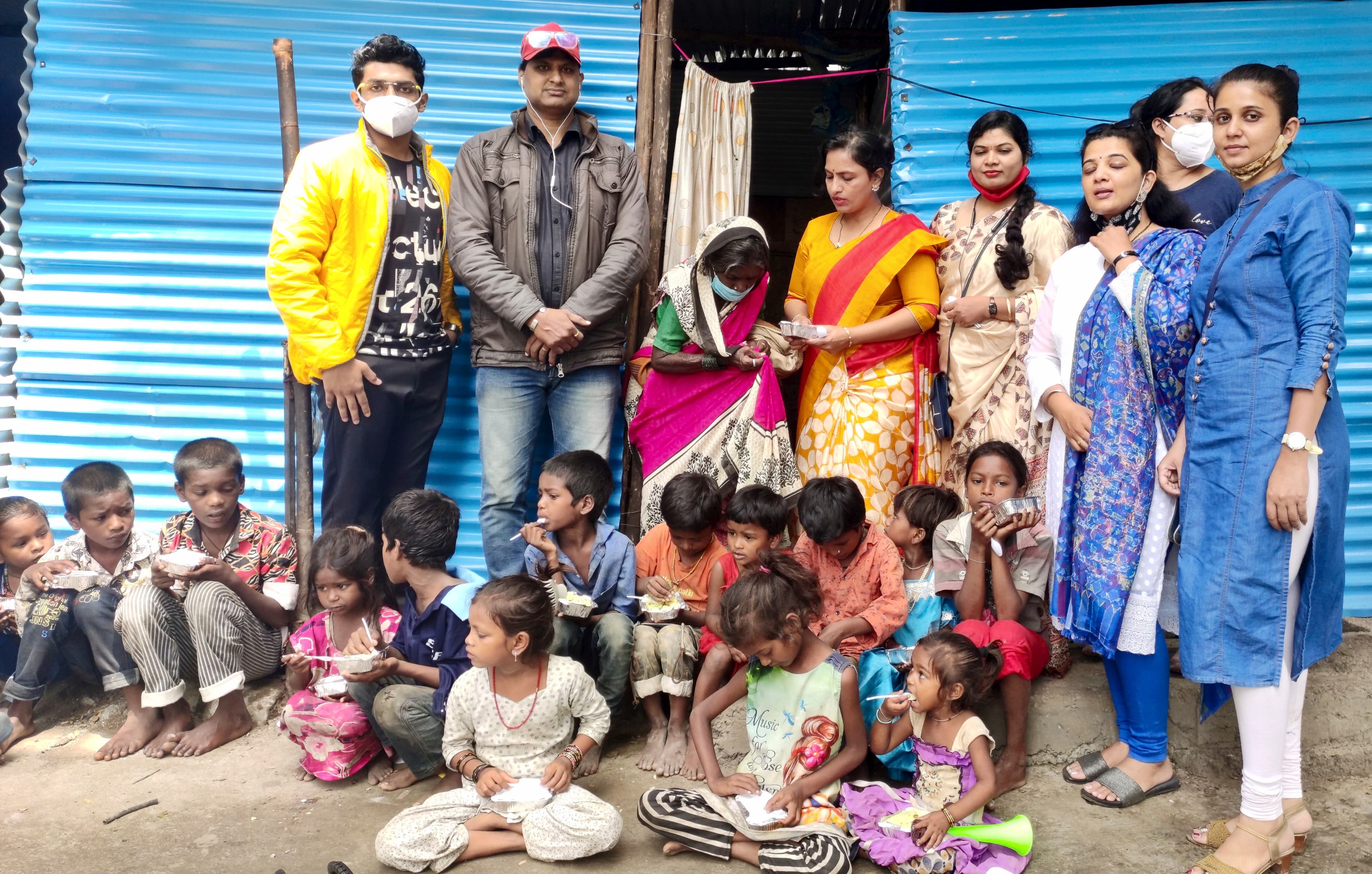 5. Food Donation To The Needy People-3